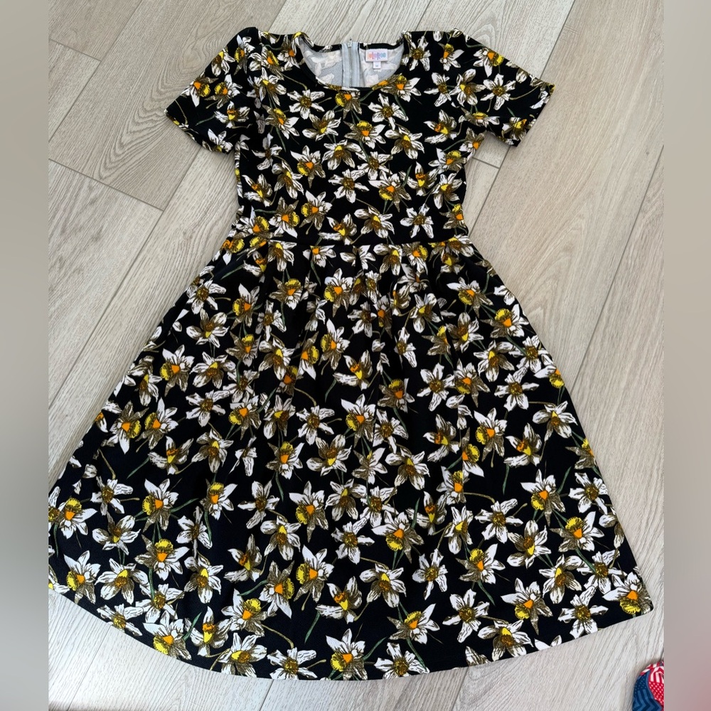 NWT Lularoe Julia Floral Pleated Dress with Pockets